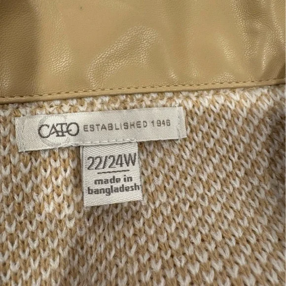 NWOT Tan and Cream Checkered Women's sweater long length vest. Size 24W - Picture 8 of 10